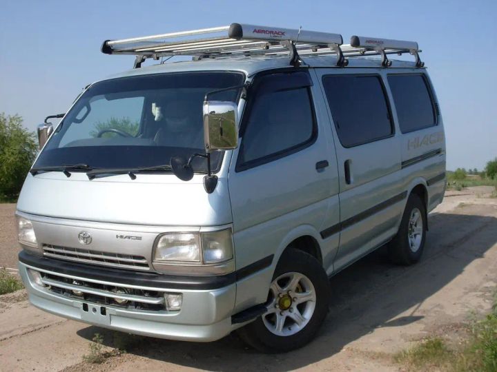 Купить хайс дром. Тойота Хайс 2003. Toyota Hiace Грузопассажирский. Toyota Hiace 1998 Rear. Тойота Хайс дром.