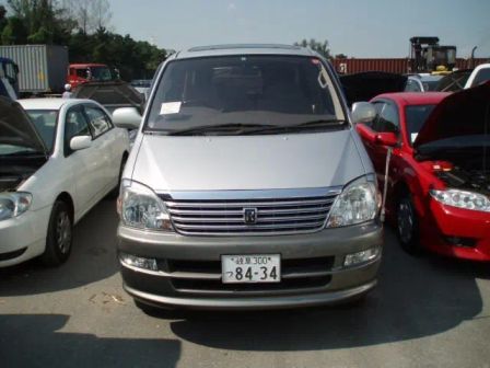 Toyota Hiace Regius 2001 - отзыв владельца