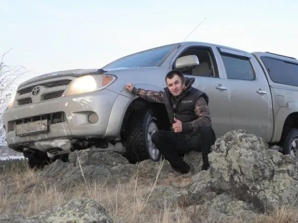 Японские автомобили в Текели