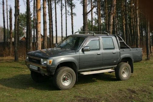 Toyota Hilux 1989 -  