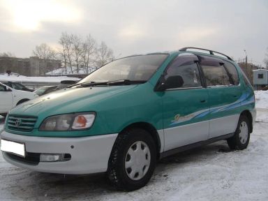 Toyota Ipsum, 1996
