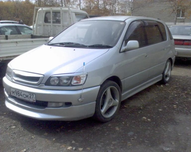 Ипсум 1997. Toyota ipsum 1997. Тойота Ипсум 1997 года. Ипсум Тойота SMX. Тойота Ипсум 1997 фото.