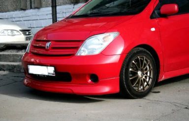 Toyota ist, 2002