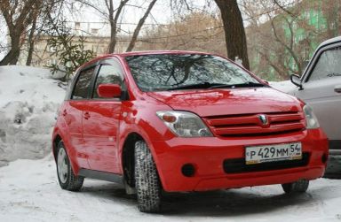Toyota ist 2004   |   24.04.2011.