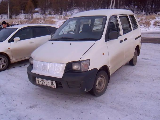 Хабаровск авторынок тойота ноах