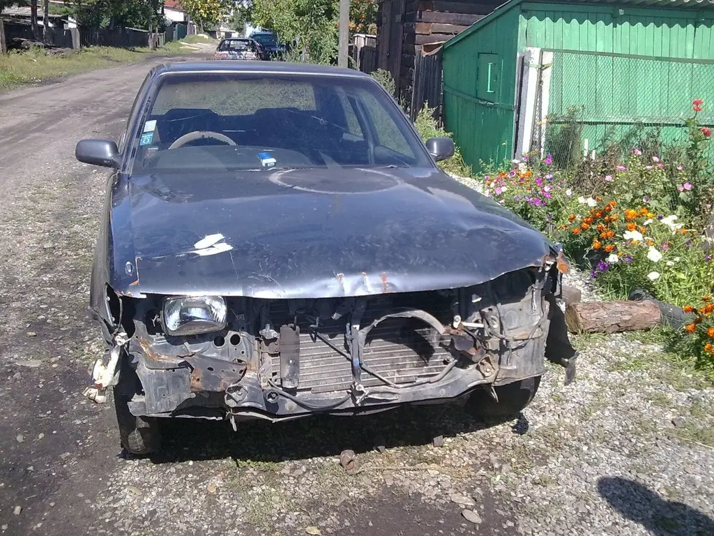 Toyota Mark II 1990 года, 1.8 литра, Доброго всем времени суток, тип кузова  Седан, автомат AT, бензин, расход 8-10