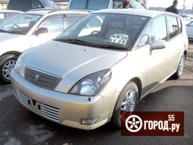 Toyota Opa 2002   |   11.01.2008.