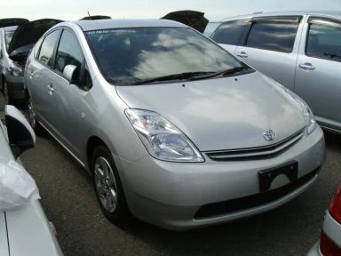 Toyota Prius, 2004