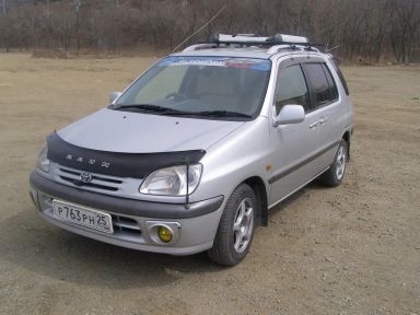 Toyota Raum, 1999