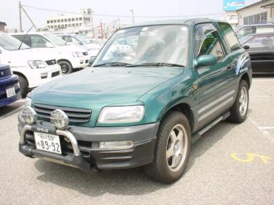 Toyota RAV4, 1995
