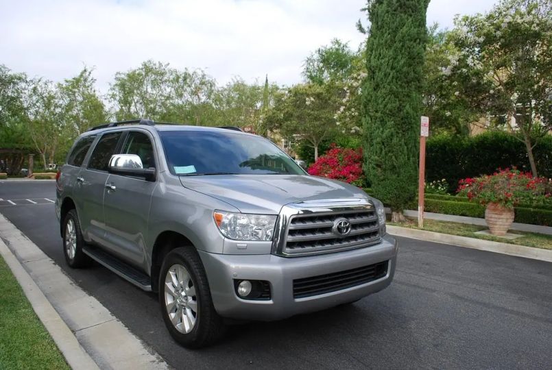 Toyota sequoia drom