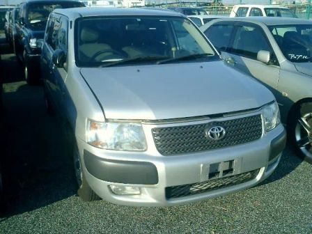 Toyota Succeed 2003 - отзыв владельца