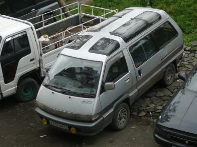Toyota Town Ace 1990   |   28.08.2009.