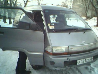 Toyota Town Ace, 1990