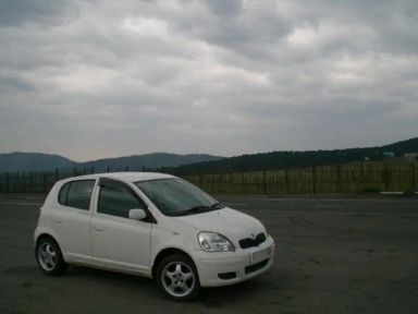 Toyota Vitz, 2003