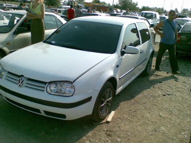 Volkswagen Golf, 1999