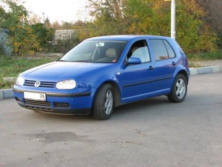 Volkswagen Golf 2001 -  