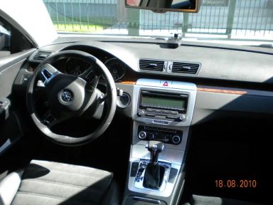 Volkswagen Passat, 2010