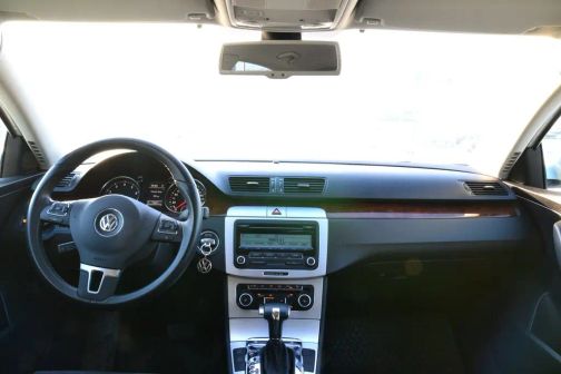 Volkswagen Passat 2010 -  
