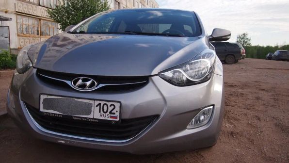 Hyundai Avante 2011 -  