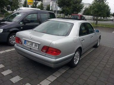 Mercedes-Benz E-Class, 1996