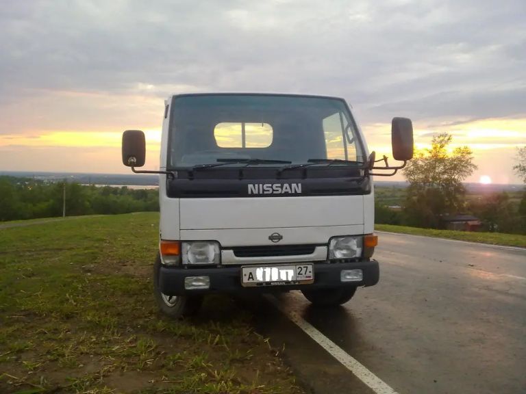 Nissan Atlas 1996