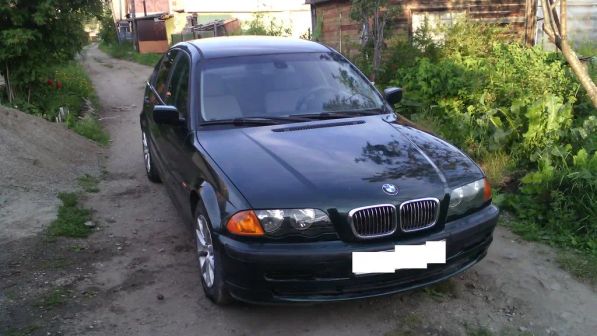 BMW 3-Series 1998 - отзыв владельца