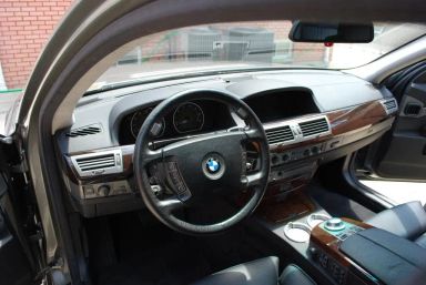BMW 7-Series, 2003