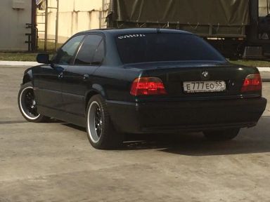 BMW 7-Series, 1999
