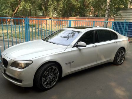 BMW 7-Series 2012 - отзыв владельца