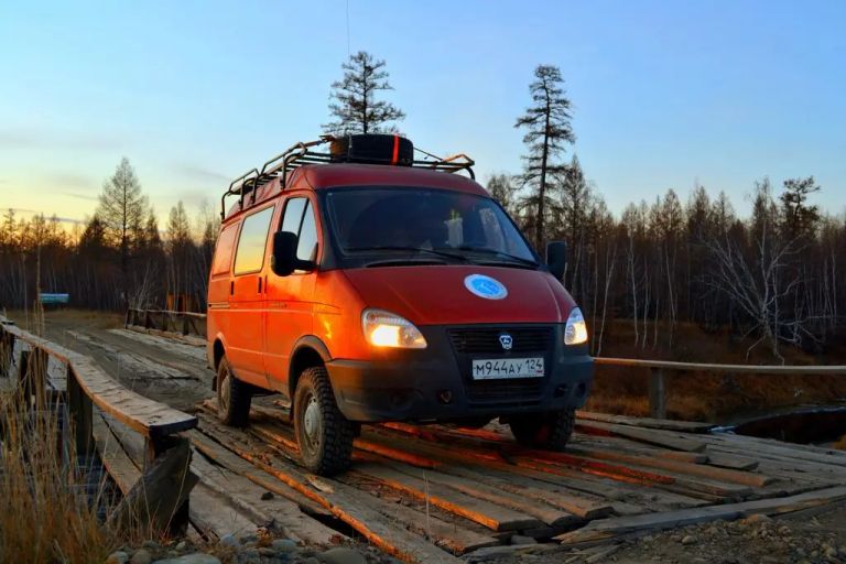 Газель соболь из бумаги