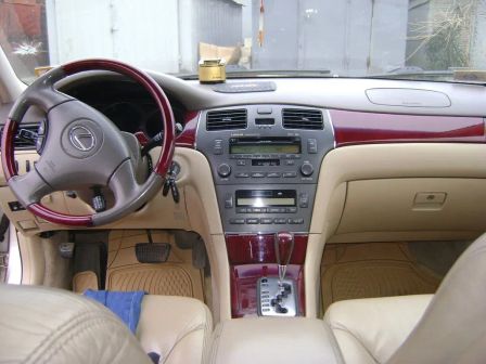 Lexus ES330 2004 - отзыв владельца