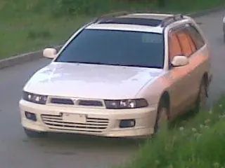 Mitsubishi Legnum 1998 - отзыв владельца