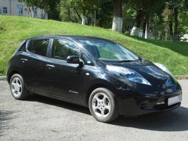 Nissan Leaf, 2012