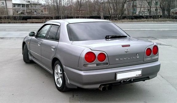 Nissan Skyline 2001 -  
