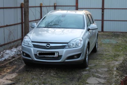 Opel Astra 2011 -  