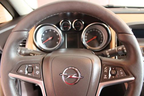 Opel Astra 2013 -  