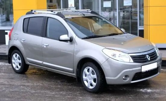 Renault Sandero 2010 -  