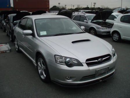 Subaru Legacy B4 2004 - отзыв владельца