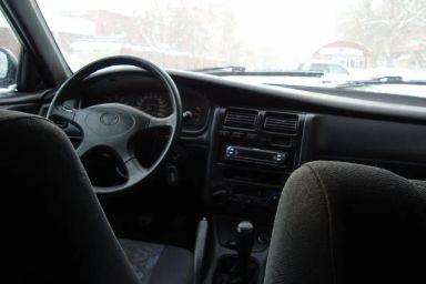 Toyota Carina E, 1997