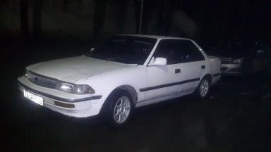 Toyota Corona, 1989