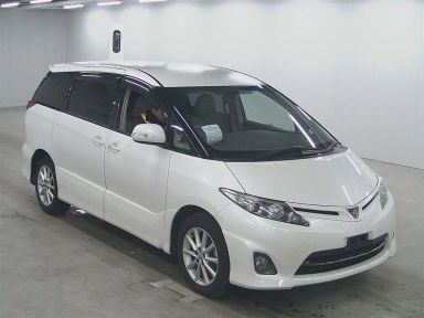 Toyota Estima, 2010