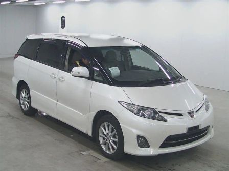 Toyota Estima 2010 - отзыв владельца