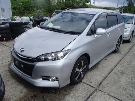 Toyota Wish 2012 -  