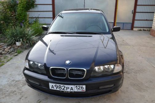 BMW 3-Series 1999 - отзыв владельца