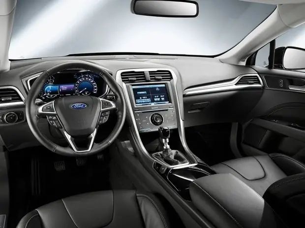 Форд Mondeo 2015