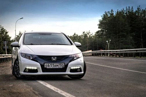 Honda Civic 2012 - отзыв владельца