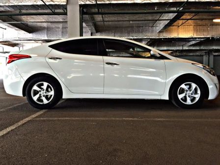 Hyundai Avante 2011 -  