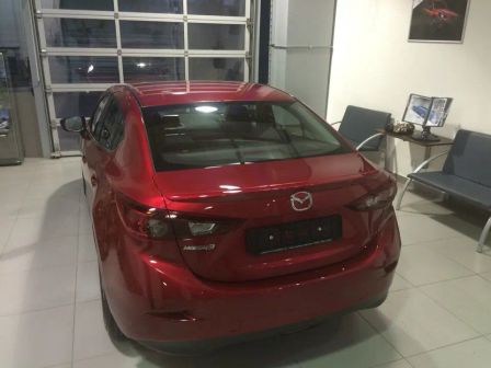 Mazda Mazda3 2015 - отзыв владельца