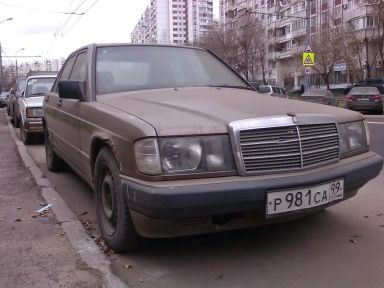 Mercedes-Benz 190, 1990